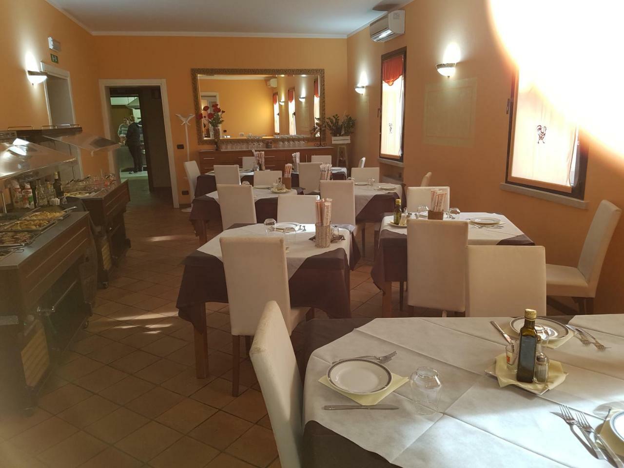 Albergo Ristorante Al Gallo Sanguinetto Exterior photo